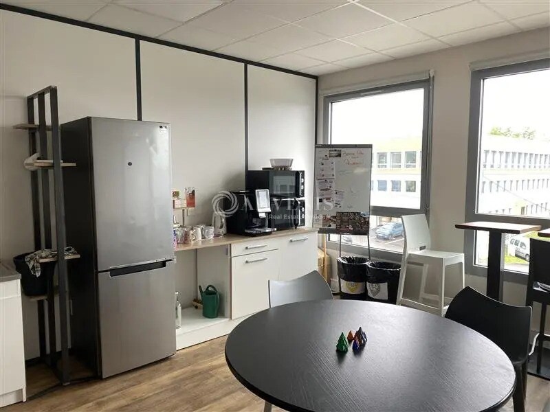 Location Bureaux 50 m² - Photo 1