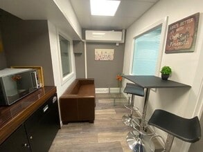 1 Electric Whar, Coventry to rent Interior Photo- Image 2 of 13