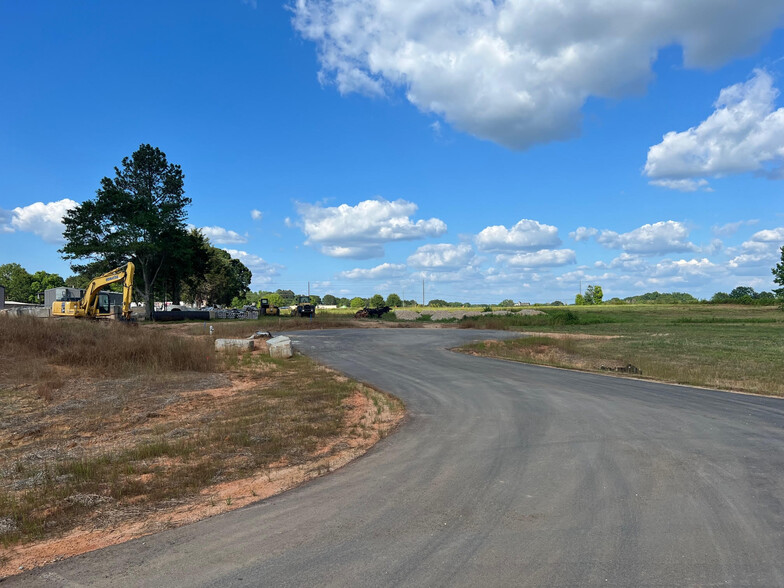 Lot 3 Commerce Drive Industrial Park park, Madison, GA for sale - Building Photo - Image 2 of 3