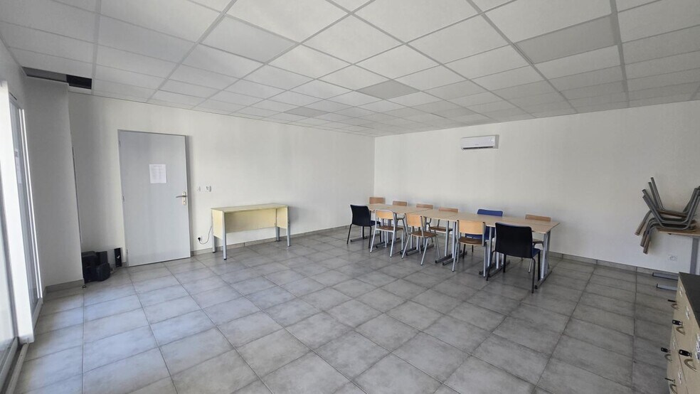 Office in Toulon to rent - Building Photo - Image 3 of 11