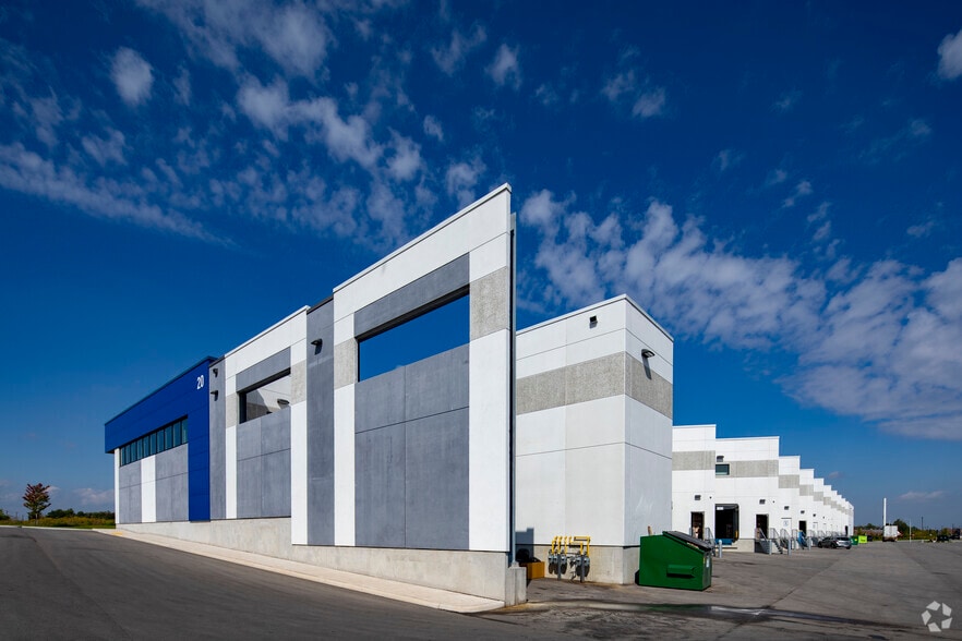 20 Lightbeam Ter, Brampton, ON for sale - Building Photo - Image 3 of 4