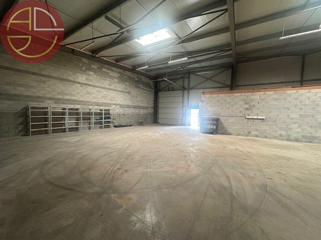 Industrial in Portet-sur-Garonne to rent - Building Photo - Image 2 of 6