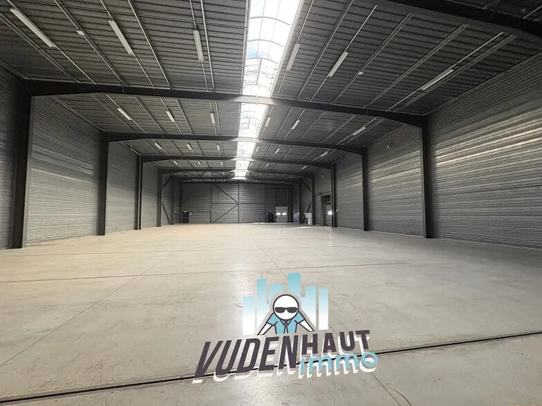 Light Industrial in Quint-Fonsegrives to rent - Building Photo - Image 2 of 9