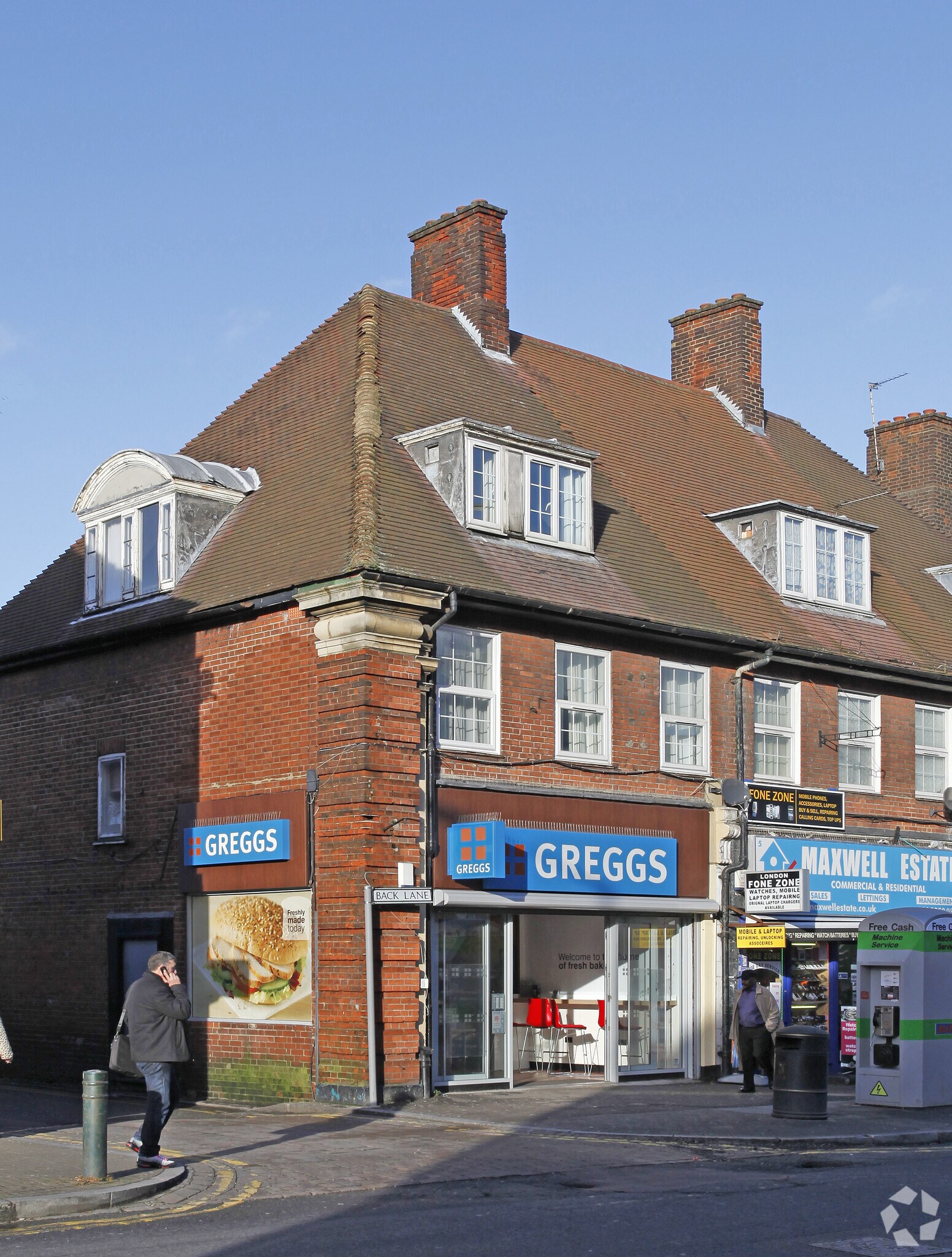 3 Watling Ave, Harrow for sale Primary Photo- Image 1 of 1