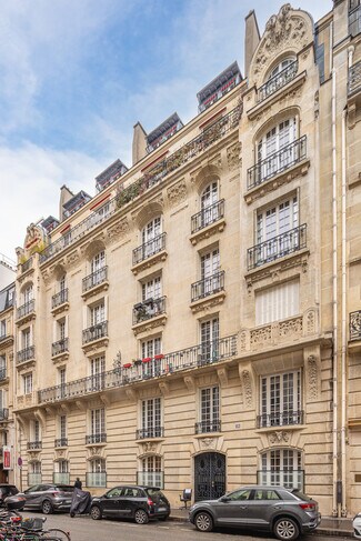 More details for 24 Rue Chaptal, Paris - Office to Rent
