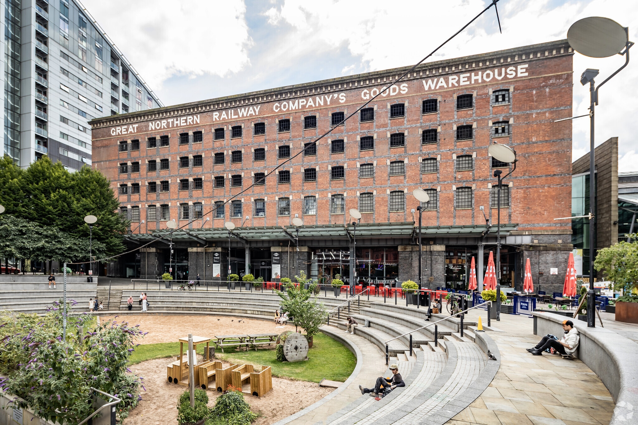 225-297 Deansgate, Manchester to rent Building Photo- Image 1 of 6