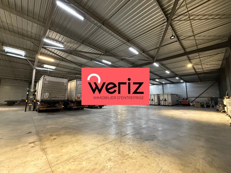 Office in Aubagne to rent - Building Photo - Image 2 of 7