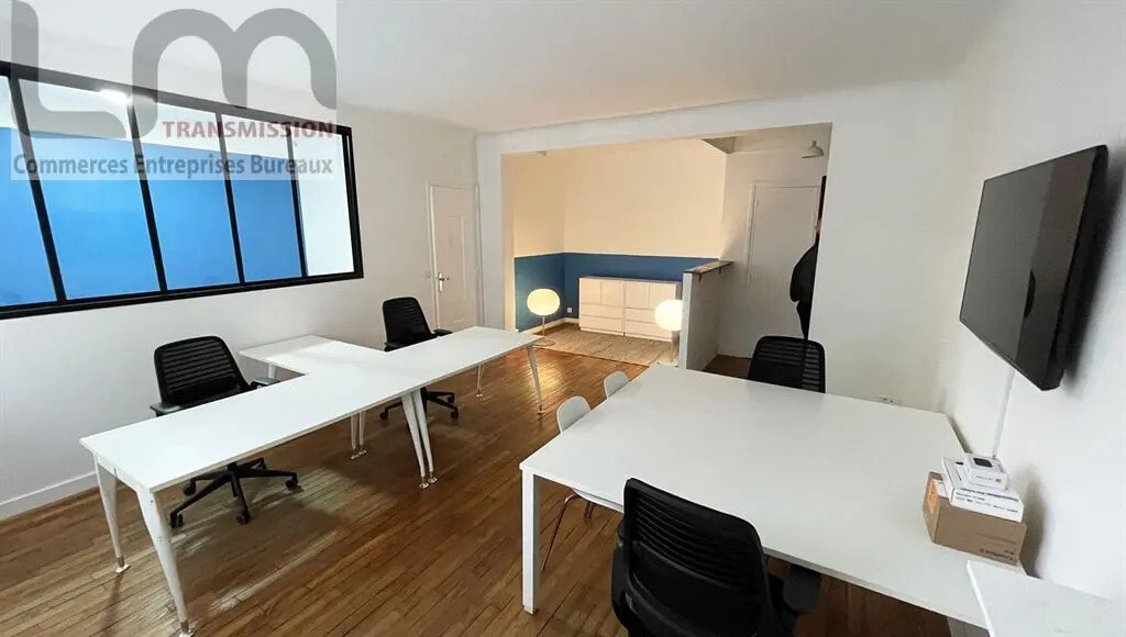 Location Bureaux 46 m² - Photo 1