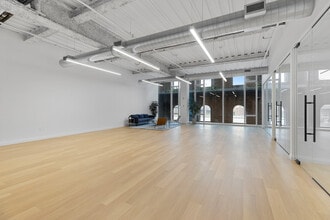 300 Kent Ave, Brooklyn, NY to rent Building Photo- Image 2 of 10