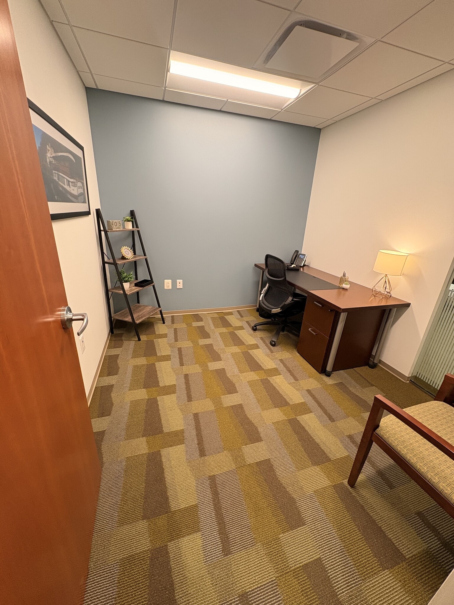 1050 30th St NW, Washington, DC to rent Interior Photo- Image 1 of 1