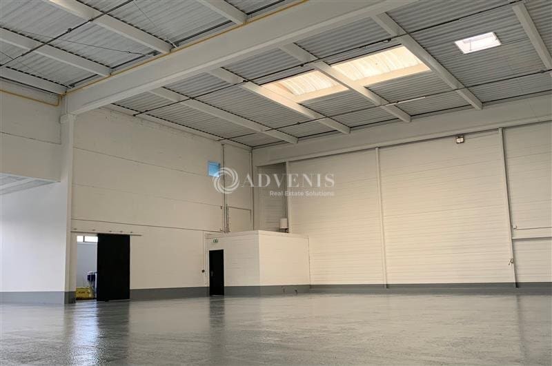 Light Industrial in Bonneuil-sur-Marne to rent - Interior Photo - Image 2 of 10