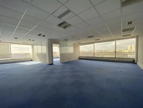 Office in Rosny-sous-Bois to rent Building Photo- Image 2 of 5