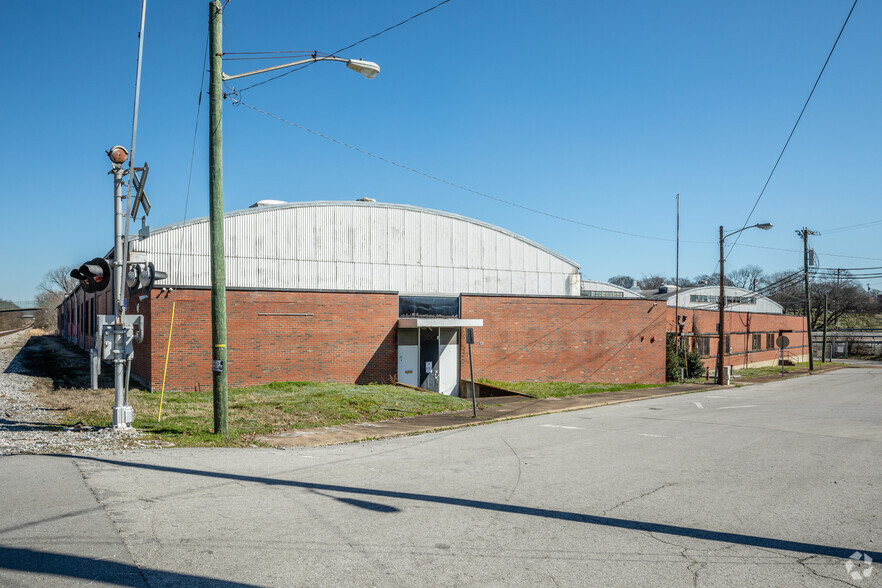 515 Foster St, Nashville, TN for rent - Primary Photo - Image 1 of 10