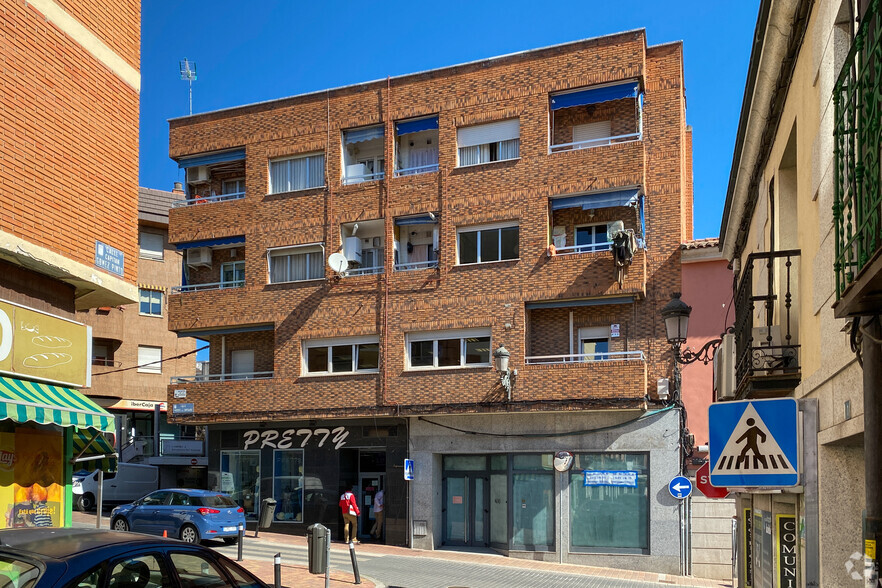 Residential in Colmenar Viejo, MAD for sale - Primary Photo - Image 1 of 1