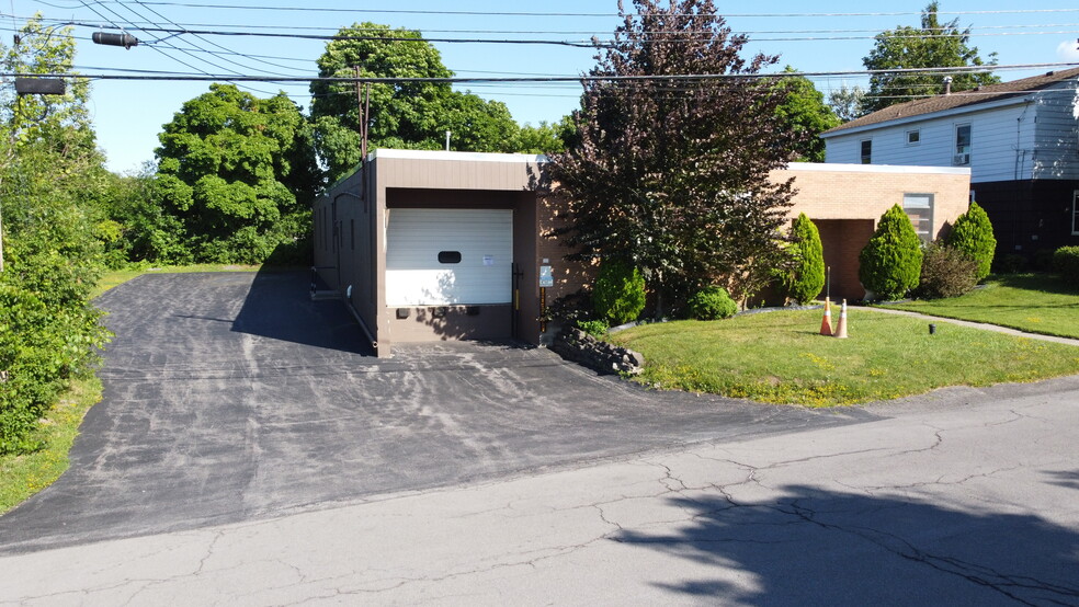 1018 Cadillac St, Syracuse, NY for sale - Building Photo - Image 1 of 11