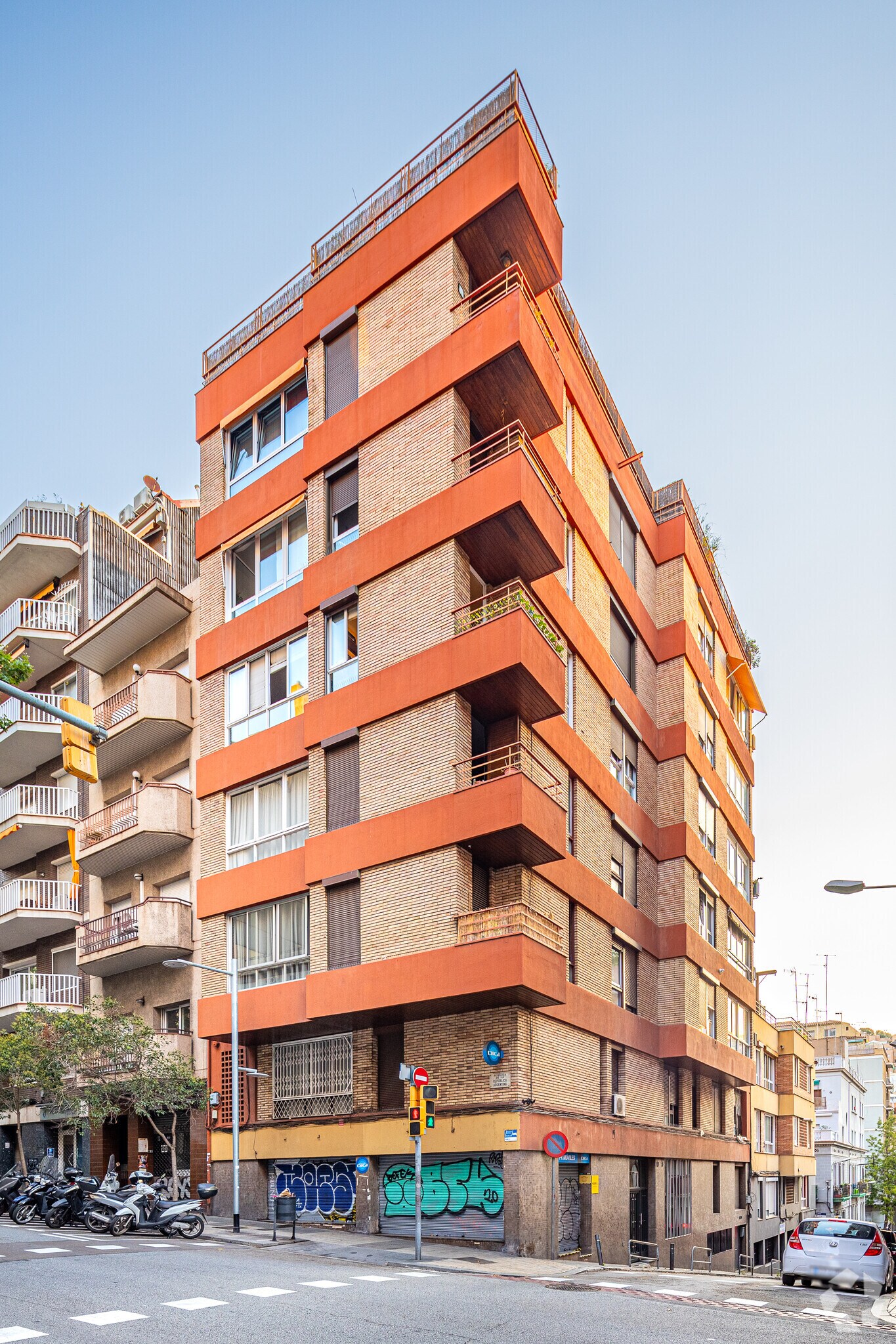 Build-to-Rent in Barcelona, Barcelona for sale Primary Photo- Image 1 of 2