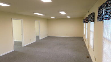 21585 Three Notch Rd, Lexington Park, MD for rent Building Photo- Image 2 of 7