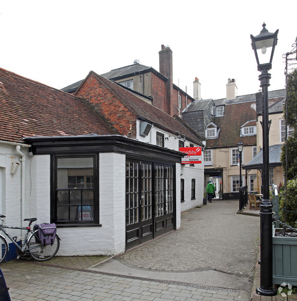 Angel Courtyard, Lymington for rent - Building Photo - Image 2 of 2