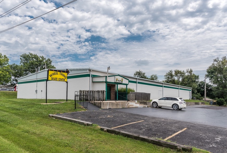 1719 Metropolitan Ave, Leavenworth, KS for sale - Building Photo - Image 1 of 1