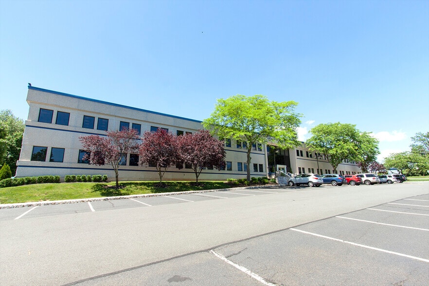 575 State Route 28, Raritan, NJ to rent - Building Photo - Image 1 of 23