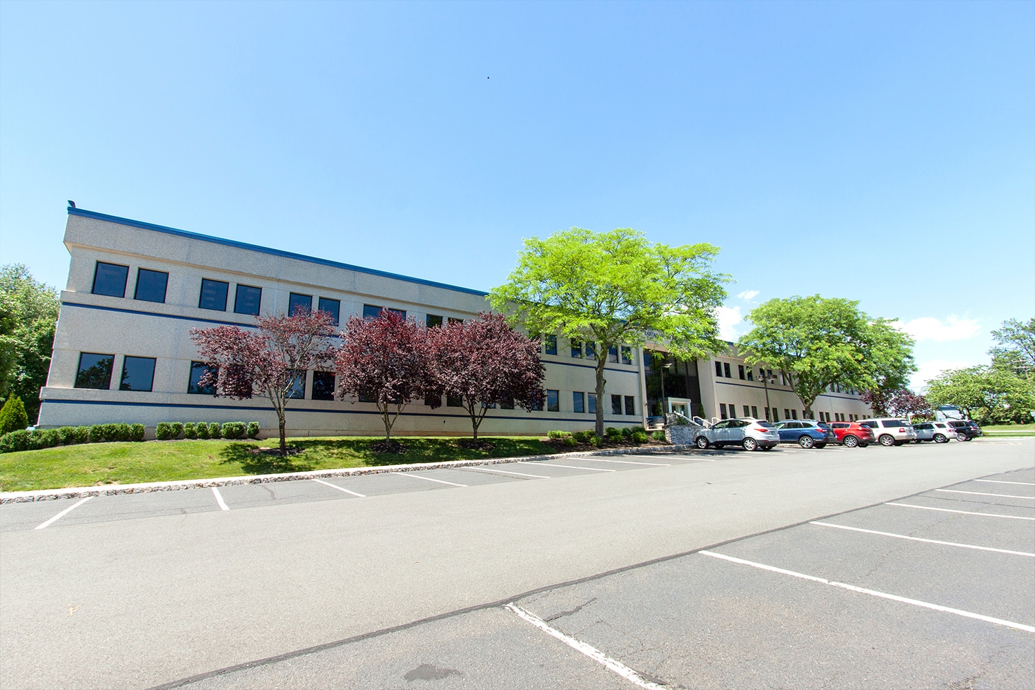 575 State Route 28, Raritan, NJ to rent Building Photo- Image 1 of 24