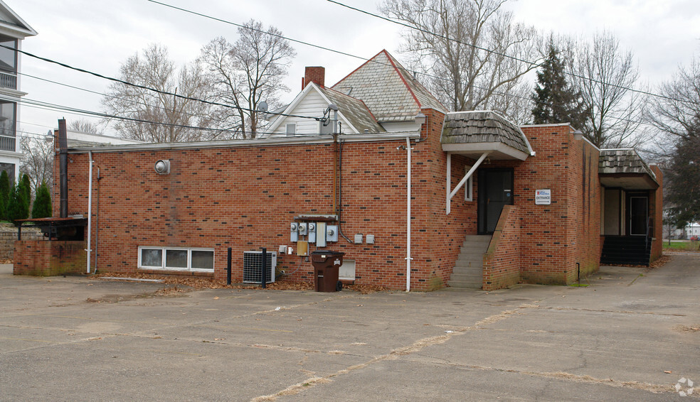 416 Front St, Marietta, OH for rent - Building Photo - Image 3 of 10