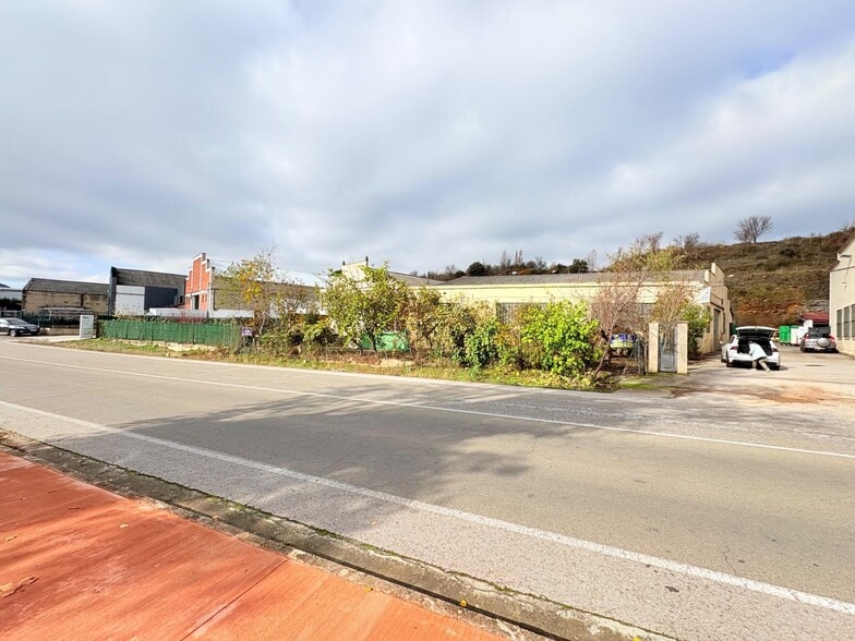 Avenida Molinaseca, 15, Ponferrada, León for sale - Building Photo - Image 3 of 19