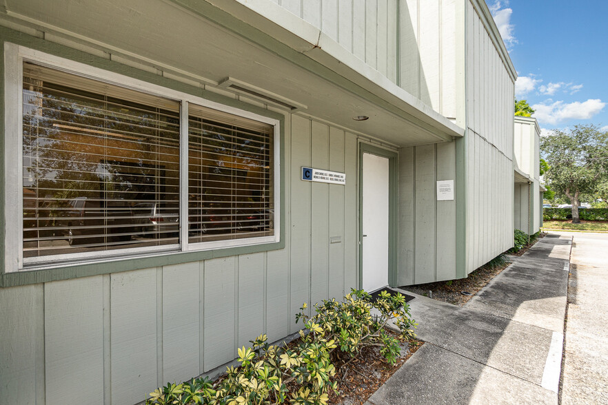 1250 W Eau Gallie Blvd, Melbourne, FL for sale - Building Photo - Image 3 of 22