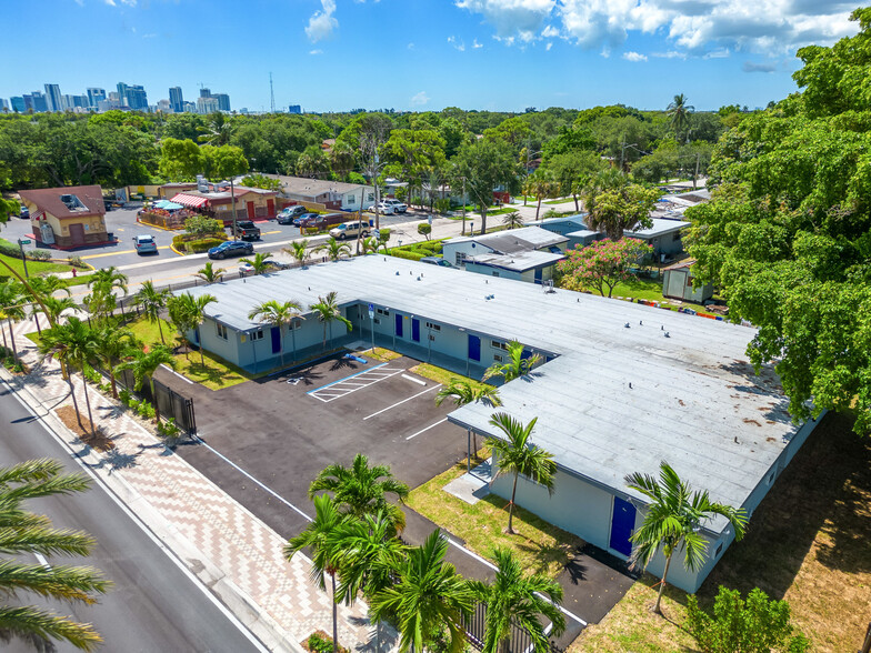 2300 NW 6th St, Fort Lauderdale, FL for sale - Building Photo - Image 3 of 33