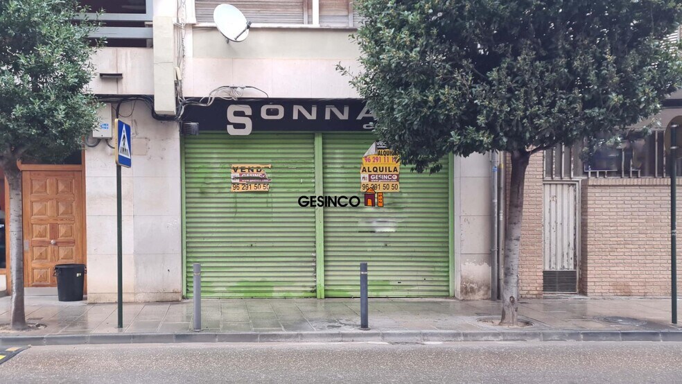 Retail in Ontinyent, Valencia to rent - Building Photo - Image 1 of 5