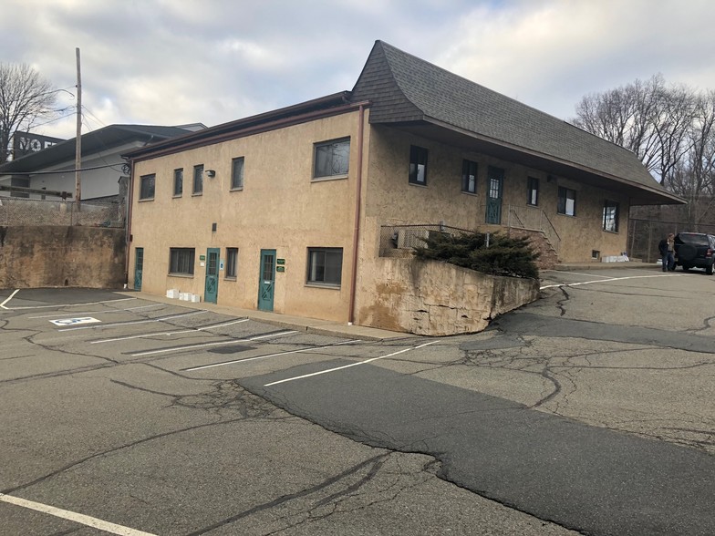 3699 E Route 46, Parsippany, NJ for rent - Building Photo - Image 2 of 7