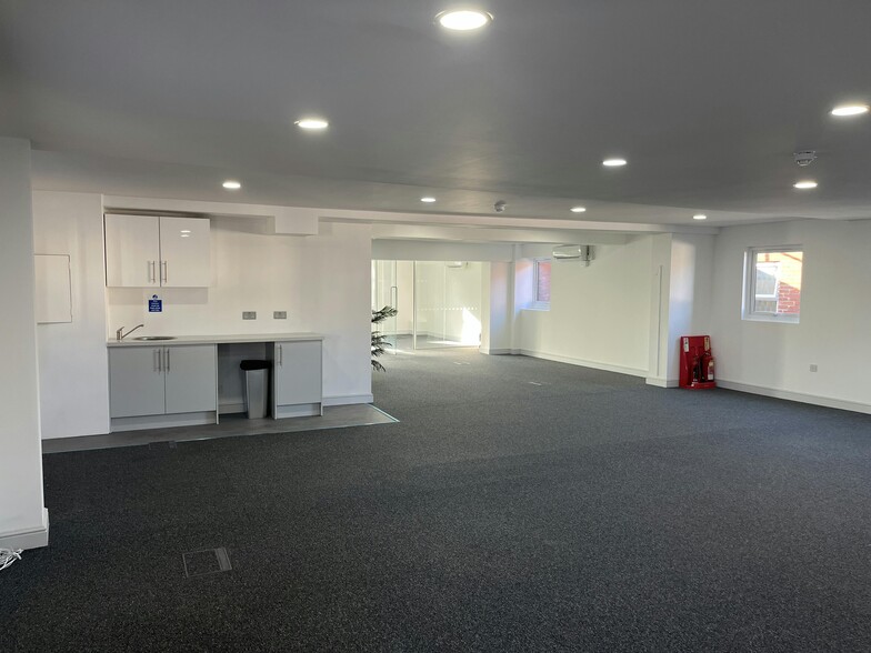 79-81 High St, Marlow to rent - Building Photo - Image 3 of 41