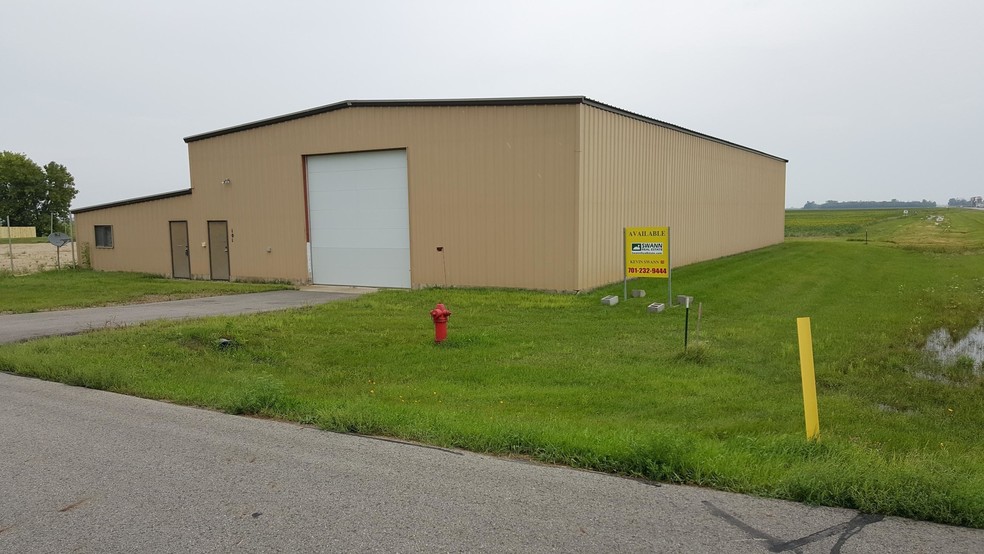 101 3rd Ave, Mapleton, ND for sale - Primary Photo - Image 1 of 1