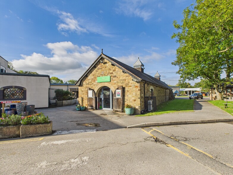 Coast Rd, Holywell to rent - Building Photo - Image 2 of 4