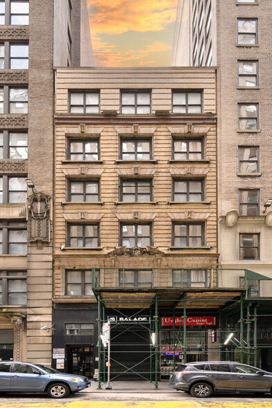 144 W 37th St, New York, NY for rent - Building Photo - Image 1 of 6