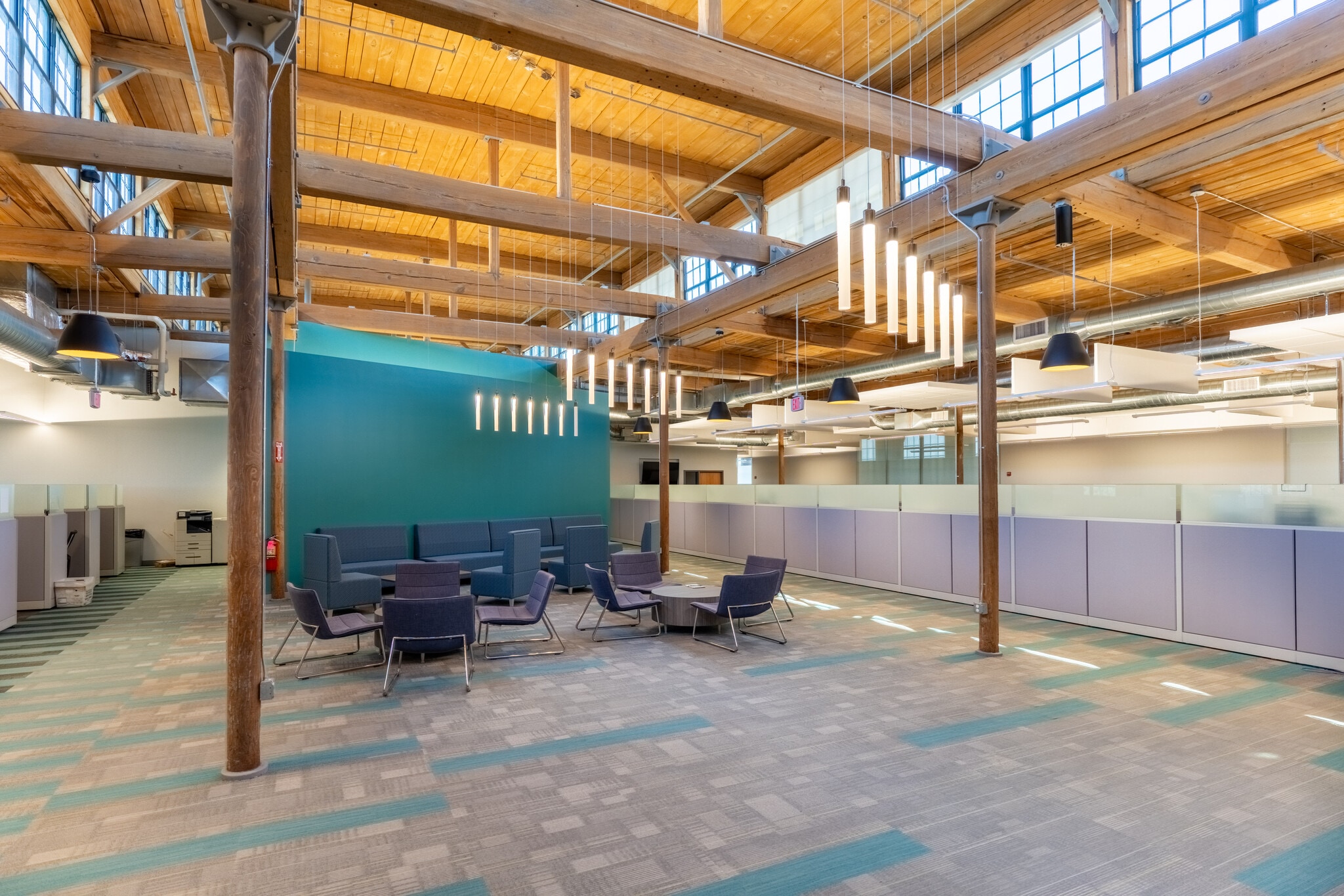 354 Merrimack St, Lawrence, MA to rent Interior Photo- Image 1 of 9