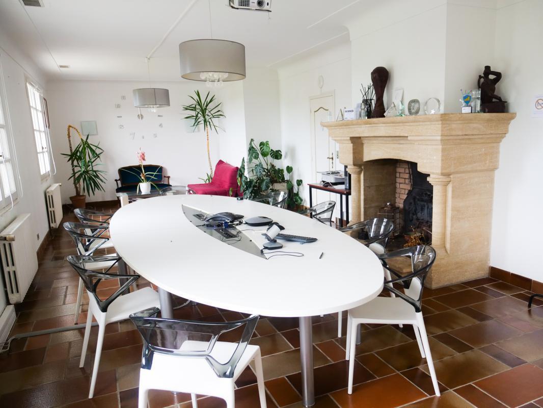 Office in Montauban for sale Interior Photo- Image 1 of 7