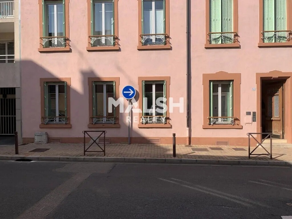 Location Bureaux 135 m² - Photo 1