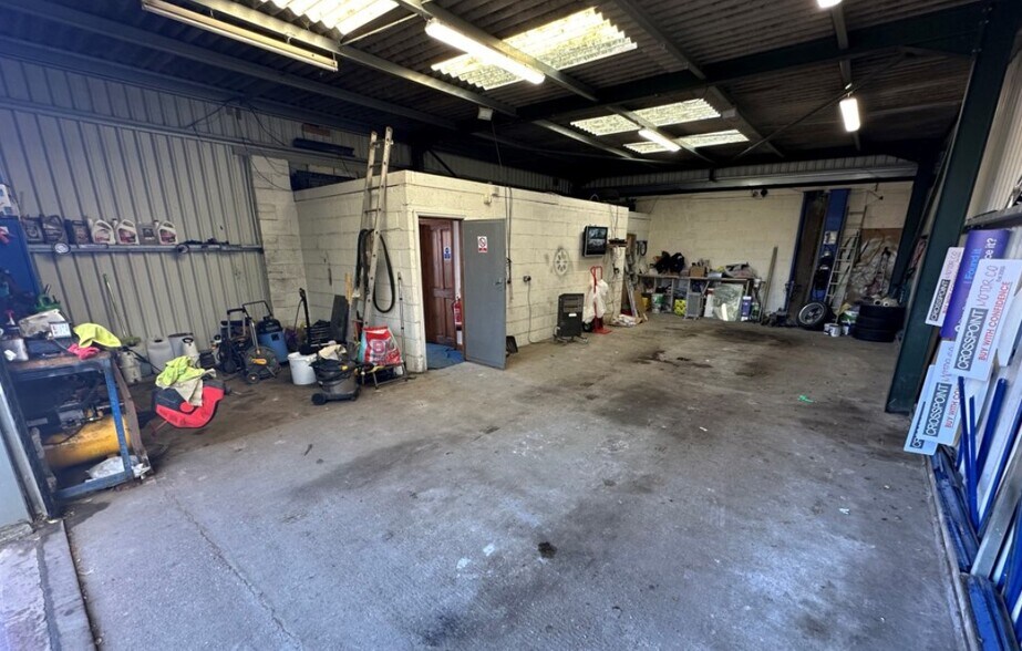 Market St, Coalville to rent - Interior Photo - Image 2 of 2