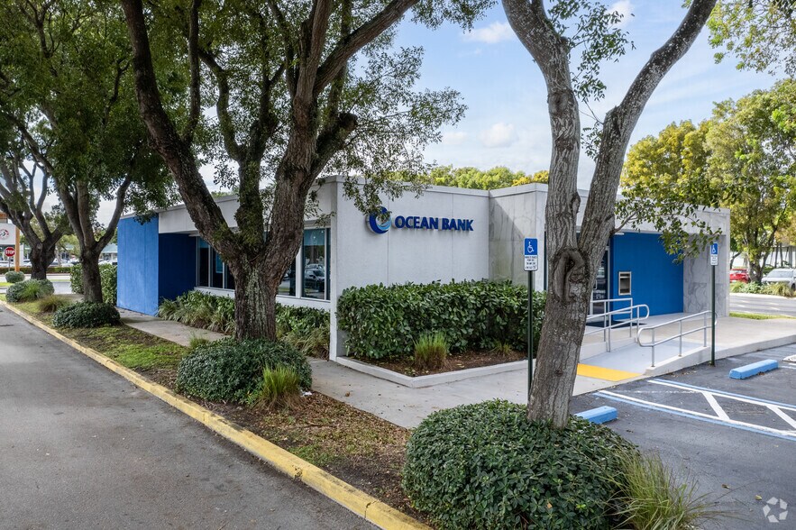 13501 S Dixie Hwy, Miami, FL to rent - Building Photo - Image 3 of 21