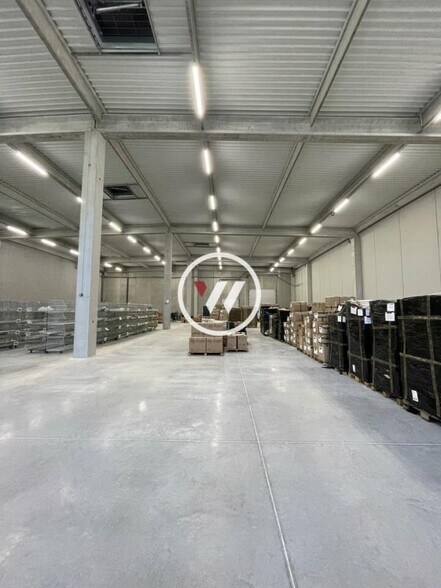 Industrial in Signes to rent - Interior Photo - Image 2 of 3