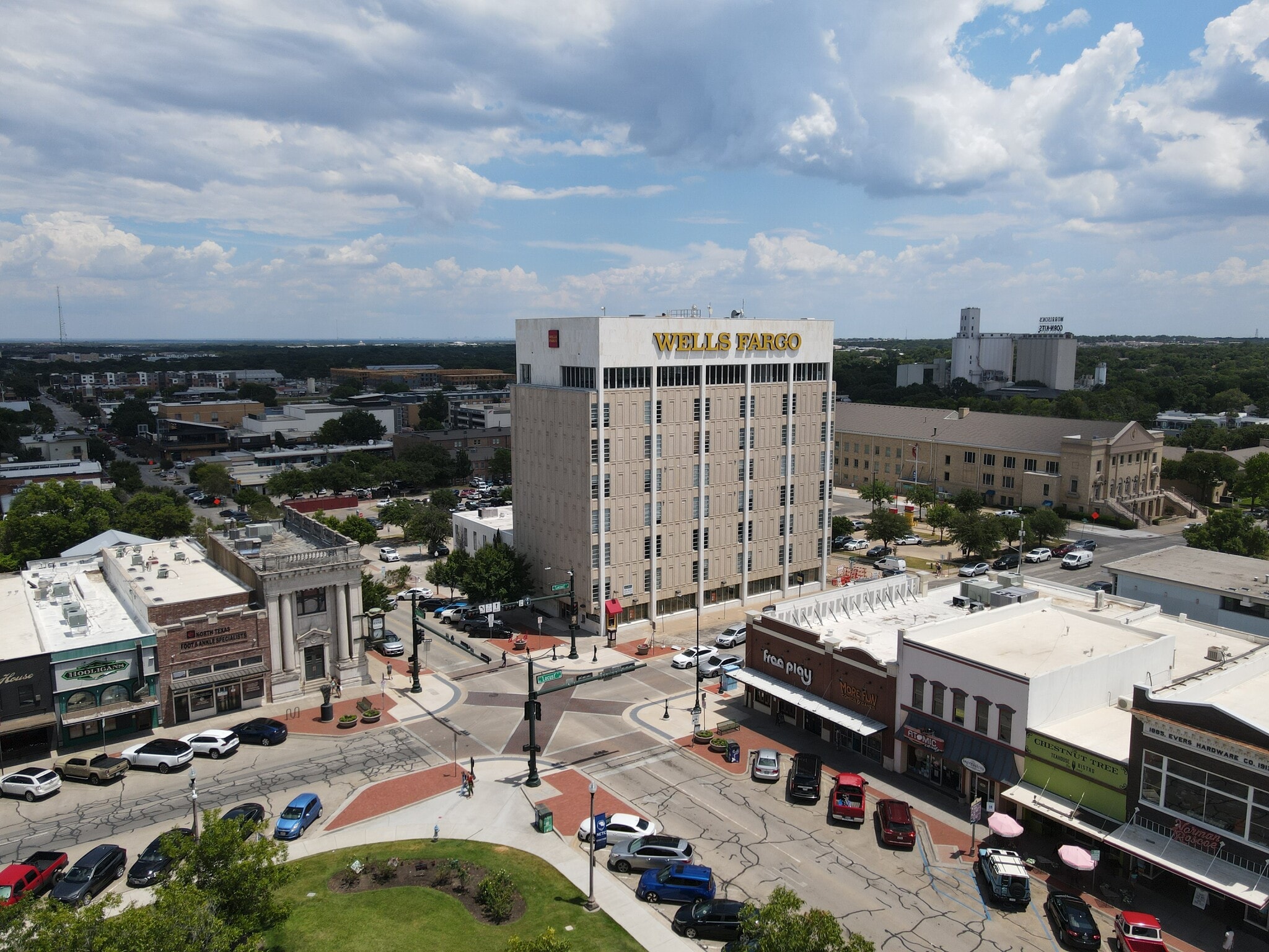 101 S Locust St, Denton, TX to rent Building Photo- Image 1 of 12