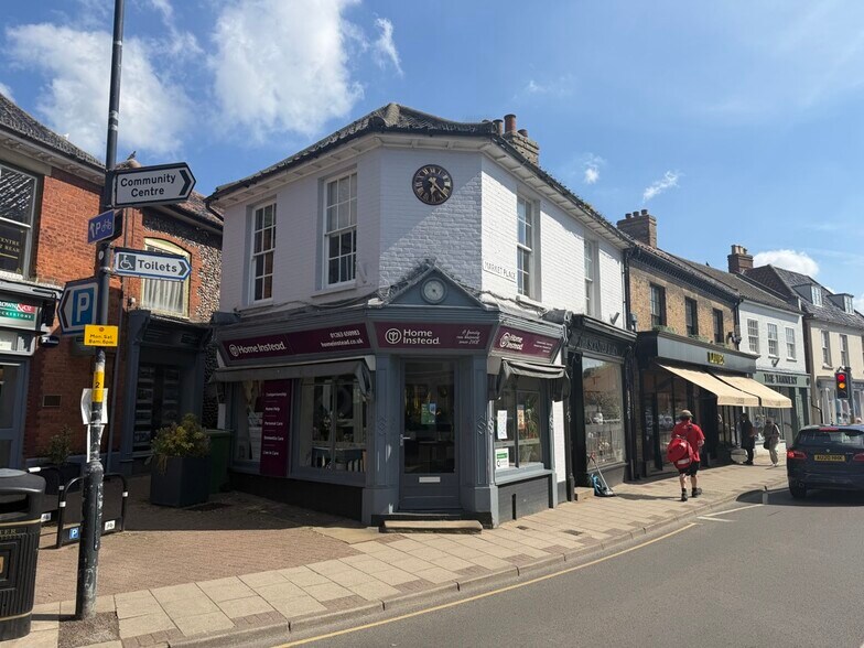 3 Market Pl, Holt to rent - Primary Photo - Image 1 of 1