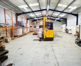 Hardwick View Rd, Holmewood to rent Interior Photo- Image 1 of 1