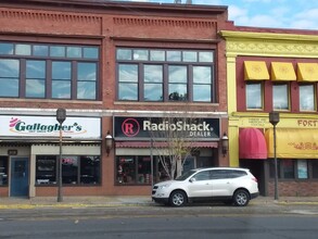 216 W Main St, Owosso, MI for sale Primary Photo- Image 1 of 1