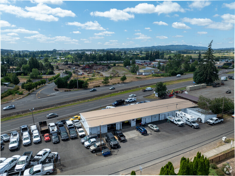 18435 SW Pacific Hwy, Tualatin, OR for rent - Building Photo - Image 1 of 9