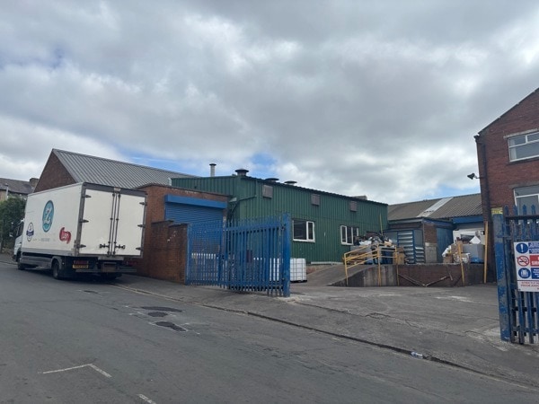 Sunbridge Rd & Westend St portfolio of 2 properties for sale on LoopNet.co.uk - Building Photo - Image 3 of 10