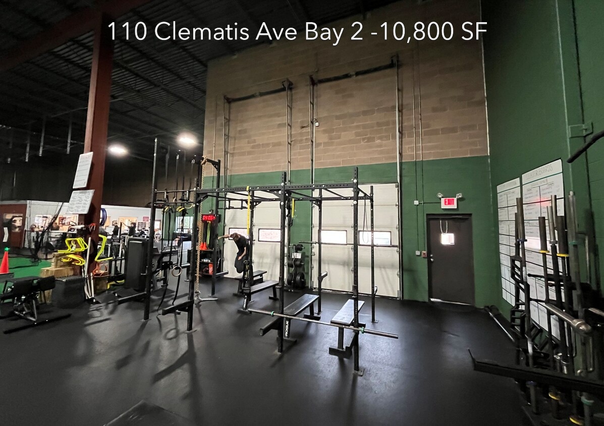 108 Clematis Ave, Waltham, MA to rent Interior Photo- Image 1 of 4