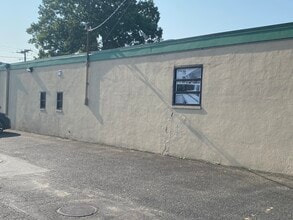 64 Brook Ave, Deer Park, NY for rent Building Photo- Image 2 of 11