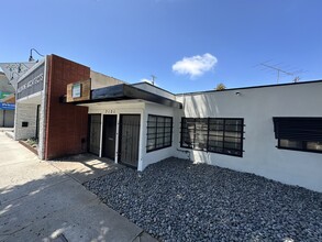 7121 W Manchester Ave, Los Angeles, CA for rent Building Photo- Image 2 of 10